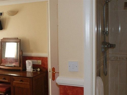 The Three Kings - Inn Bury St. Edmunds المظهر الخارجي الصورة